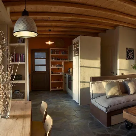Great Thalia Private Pool 3 Bedrooms Aghios Georgios ヴィラ ピリオ山