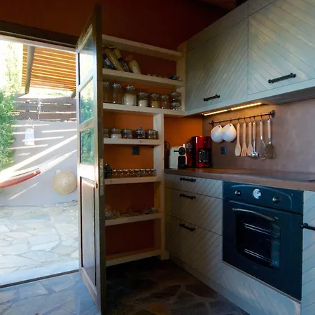 Great Thalia Private Pool 3 Bedrooms Aghios Georgios * ピリオ山