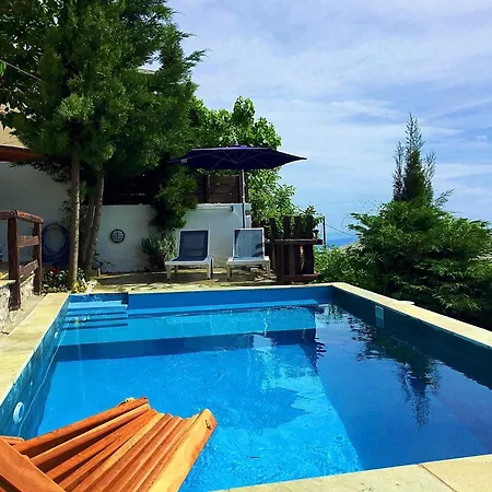 ヴィラ Great Thalia Private Pool 3 Bedrooms Aghios Georgios ピリオ山